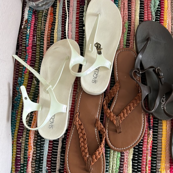 Sandals size 6 4 pairs new never used never worn - Picture 4 of 4